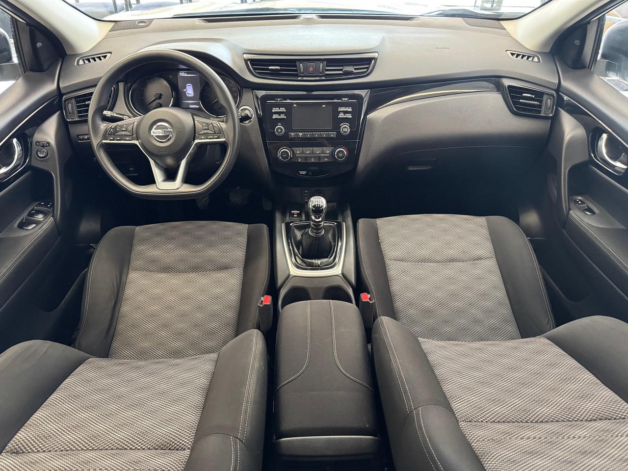 2018 Nissan Qashqai S+Camera+Heated Seats+A/C+CLEAN CARFAX Photo5