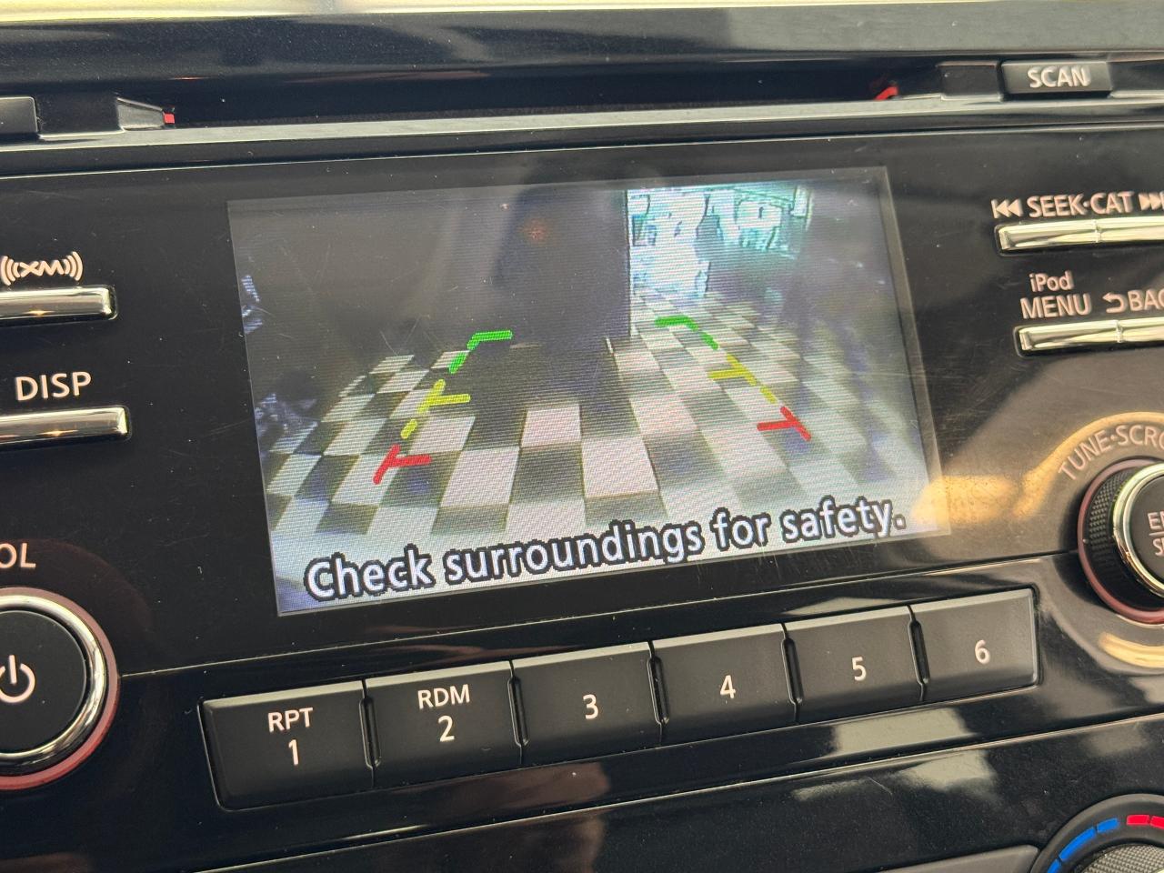 2018 Nissan Qashqai S+Camera+Heated Seats+A/C+CLEAN CARFAX Photo