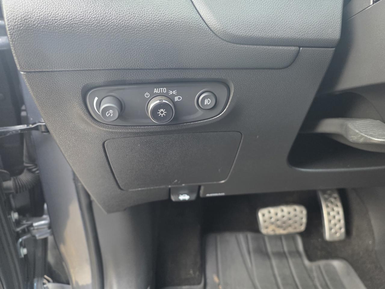 2022 Buick Encore GX Preferred AWD Photo