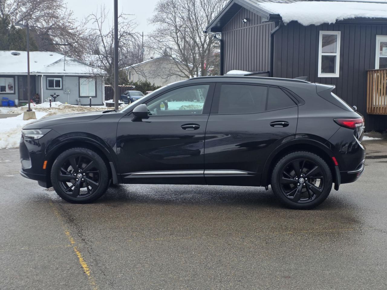 2022 Buick Envision Essense AWD Photo