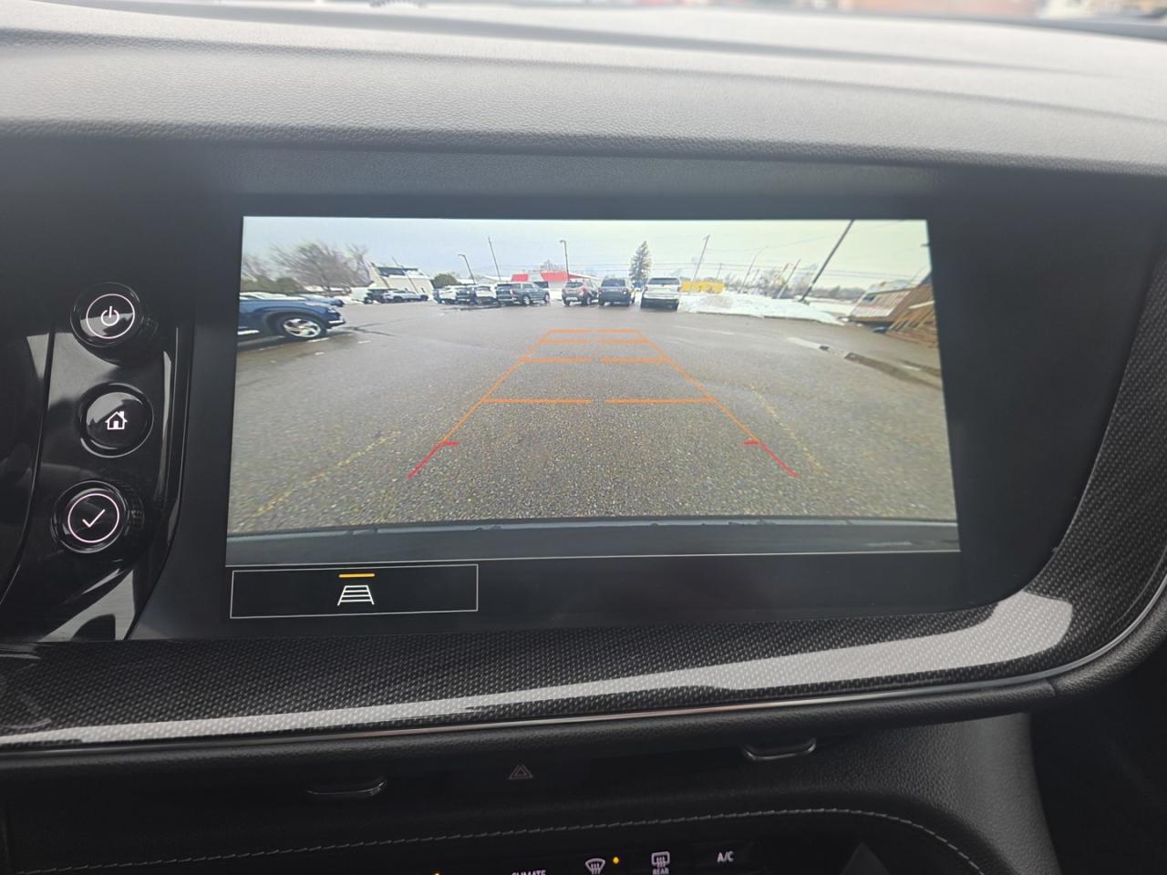 2022 Buick Envision Essense AWD Photo