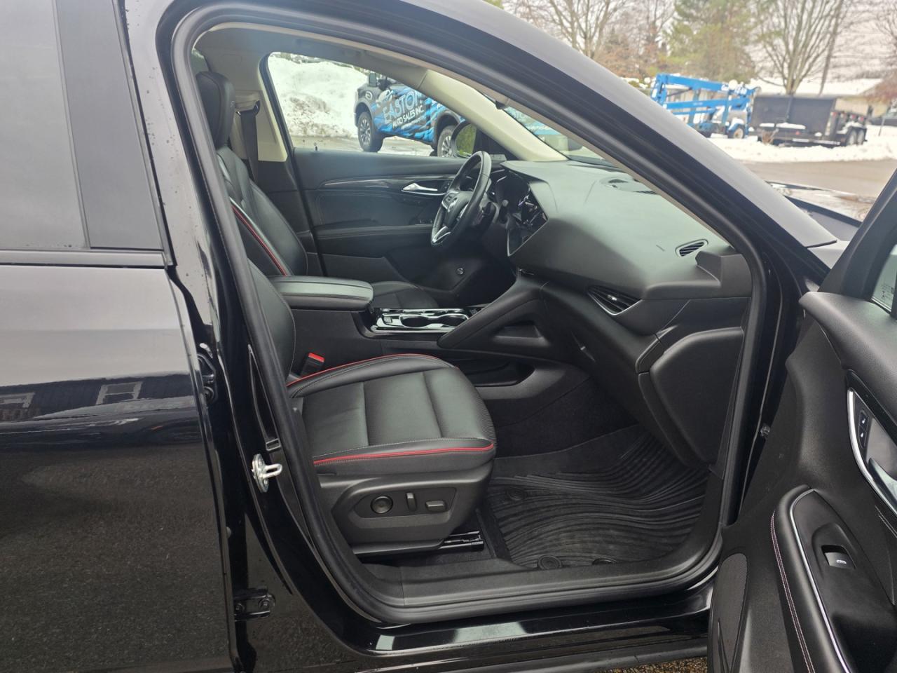 2022 Buick Envision Essense AWD Photo