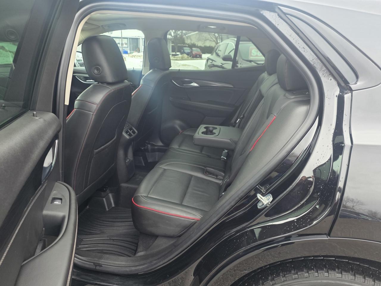 2022 Buick Envision Essense AWD Photo