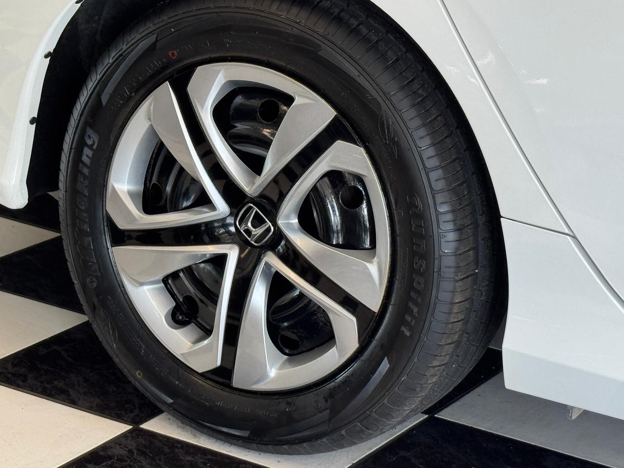 2016 Honda Civic LX+New Tires+Camera+Heated Seats+A/C Photo