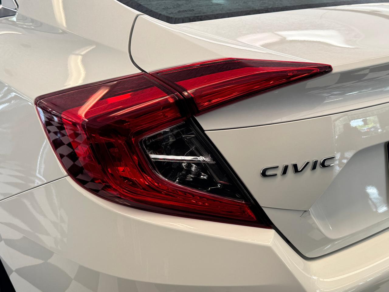 2016 Honda Civic LX+New Tires+Camera+Heated Seats+A/C Photo