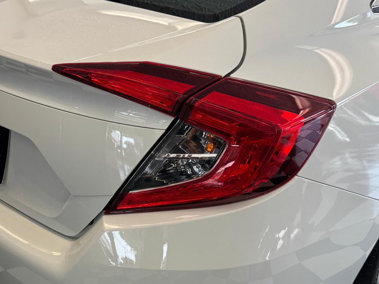 2016 Honda Civic LX+New Tires+Camera+Heated Seats+A/C Photo