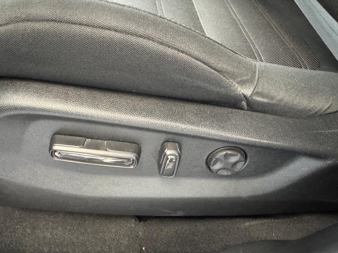 2017 Honda CR-V EX AWD+New Tires+Adaptive Cruise+LKA+CLEAN CARFAX Photo