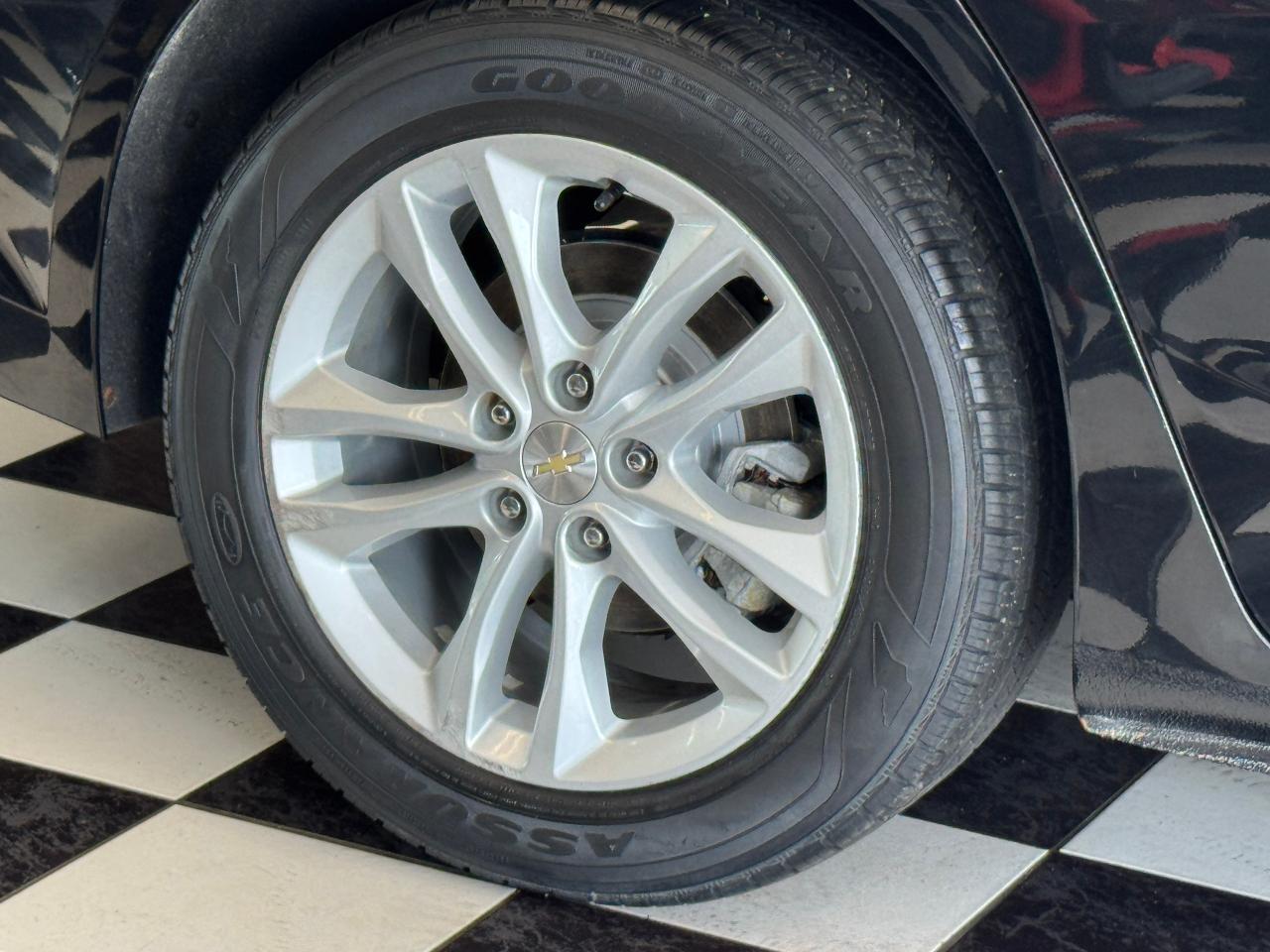 2018 Chevrolet Malibu LT+New Tires+Brakes+Remote Start+CLEAN CARFAX Photo