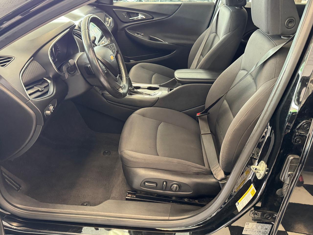 2018 Chevrolet Malibu LT+New Tires+Brakes+Remote Start+CLEAN CARFAX Photo