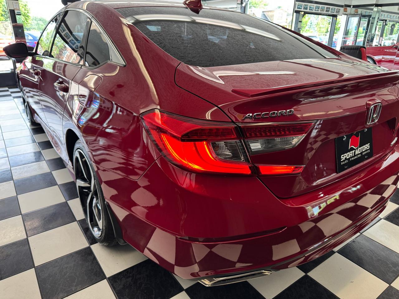 2018 Honda Accord Sport+New Brakes+Adaptive Cruise+CLEAN CARFAX Photo