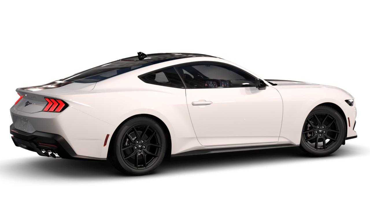 2026 Ford Mustang EcoBoost Fastback Photo2