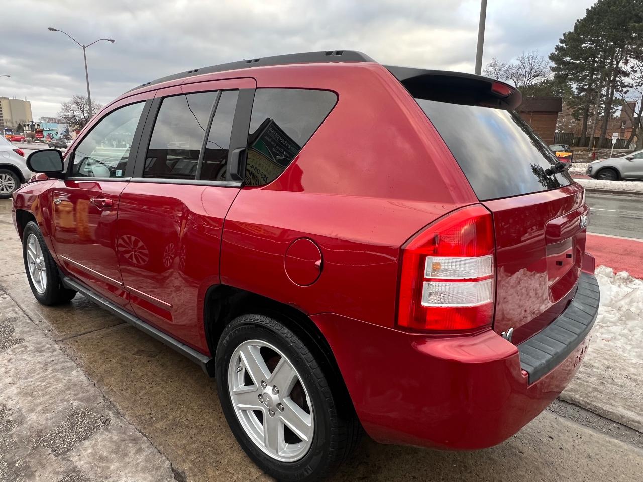 2010 Jeep Compass North Edition-EXTRA CLEAN-AUTOMATIC & MORE! Photo