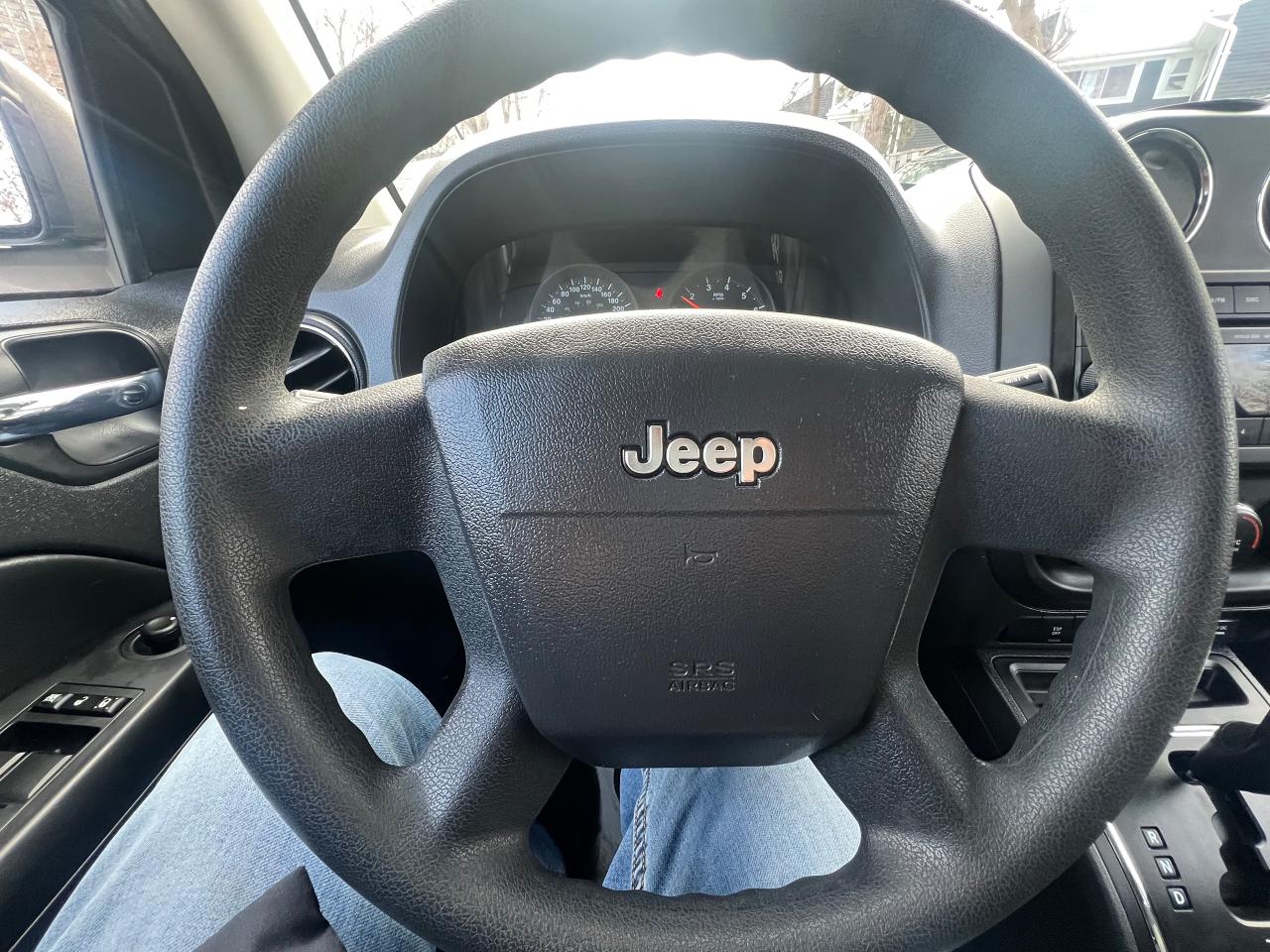 2010 Jeep Compass North Edition-EXTRA CLEAN-AUTOMATIC & MORE! Photo