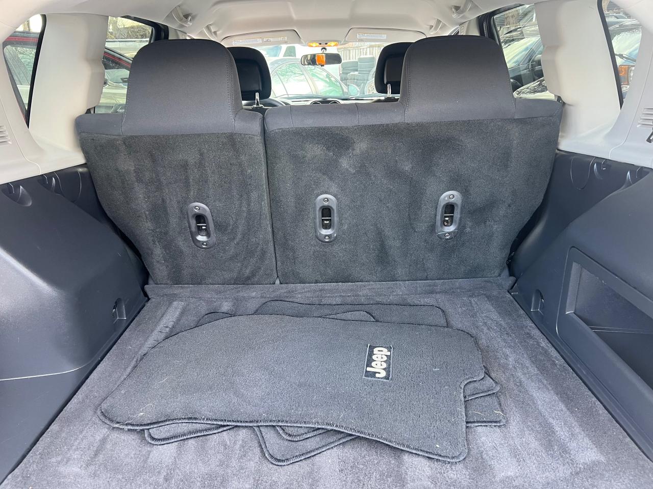 2010 Jeep Compass North Edition-EXTRA CLEAN-AUTOMATIC & MORE! Photo