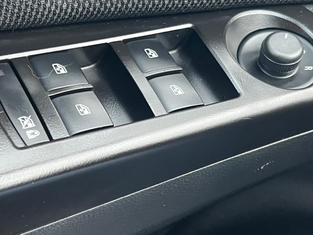 2014 Chevrolet Cruze 1LT-EXTRA CLEAN-AUTOMATIC & MORE! Photo