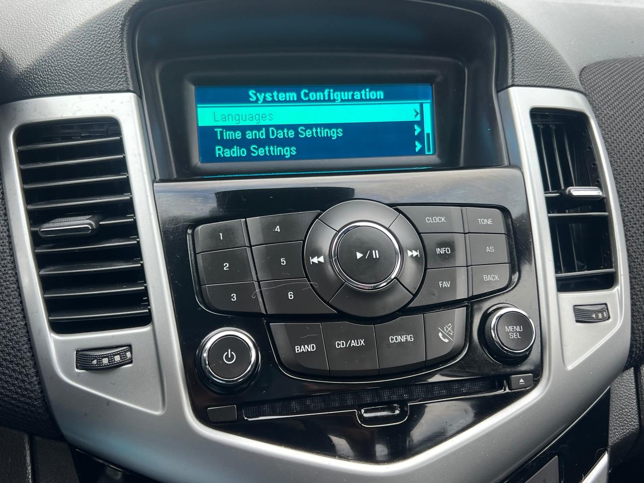 2014 Chevrolet Cruze 1LT-EXTRA CLEAN-AUTOMATIC & MORE! Photo