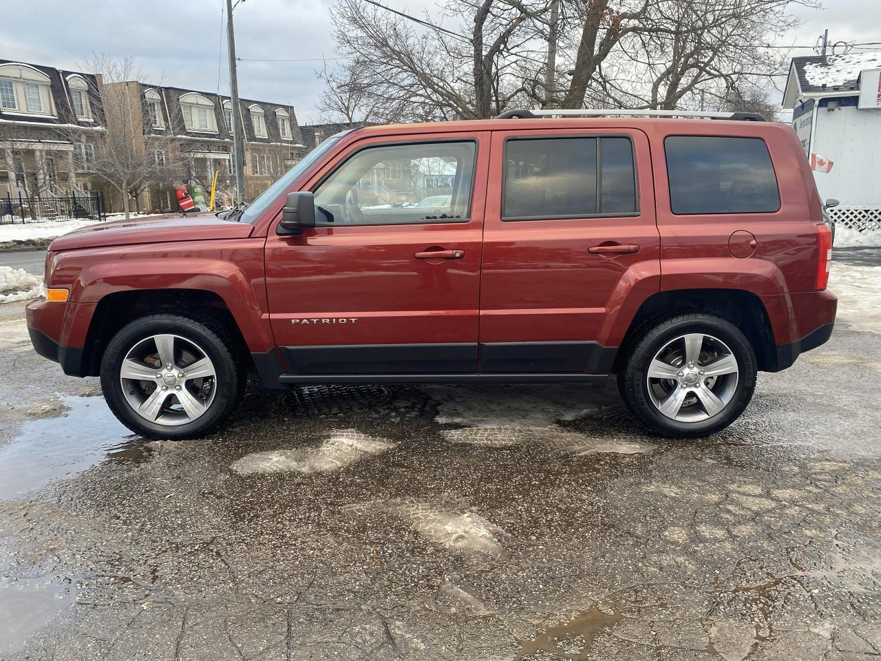2016 Jeep Patriot NO Accident/High Altitude/Automatic/4x4/Leather Photo