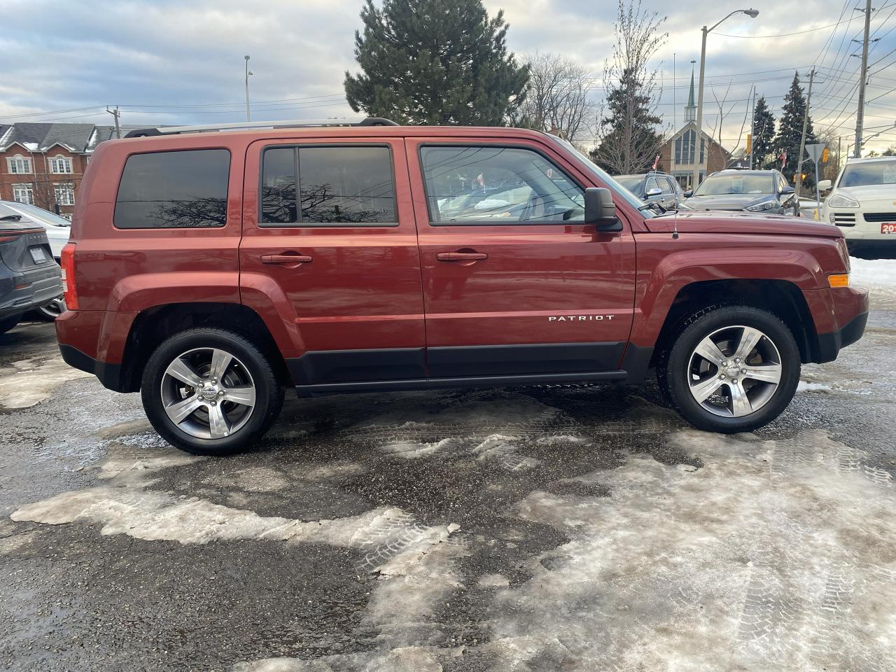 2016 Jeep Patriot NO Accident/High Altitude/Automatic/4x4/Leather Photo