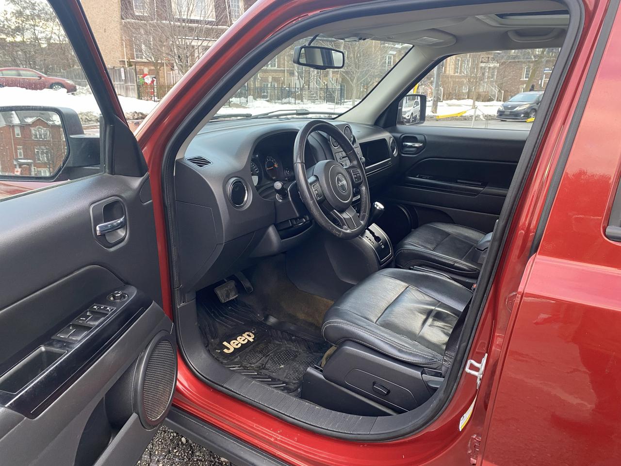 2016 Jeep Patriot NO Accident/High Altitude/Automatic/4x4/Leather Photo