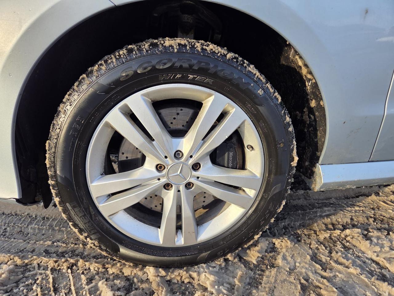 2018 Mercedes-Benz GLE400 GLE 400, ONLY 165KMS, LOADED, CERTIFIED Photo