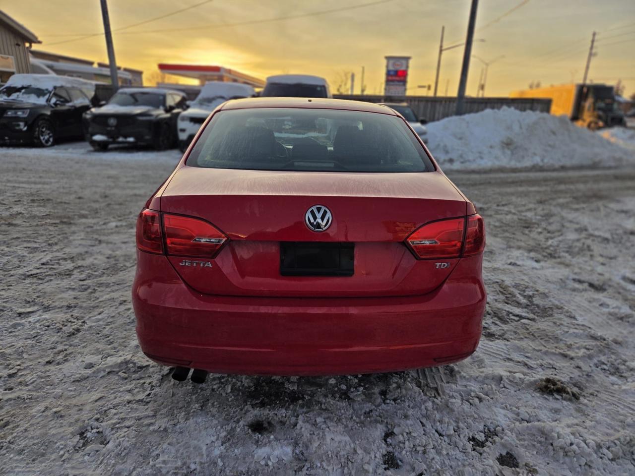 2014 Volkswagen Jetta TDI, DIESEL, MANUAL, 4 CYL, RUNS WELL, AS IS Photo3
