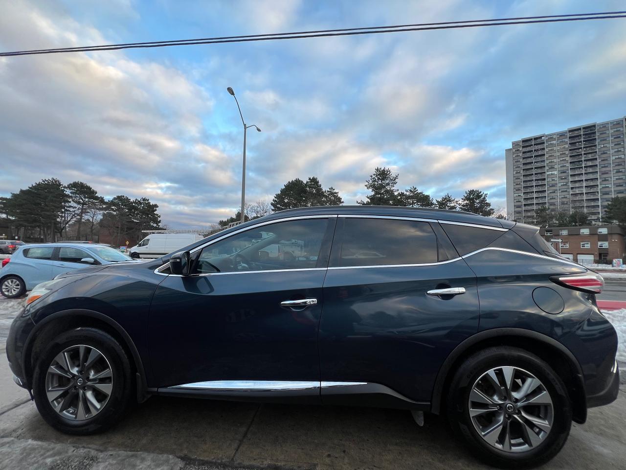2017 Nissan Murano SV-NAV-SUNROOF-BACK CAM-HEATED SEATS & MORE! Photo