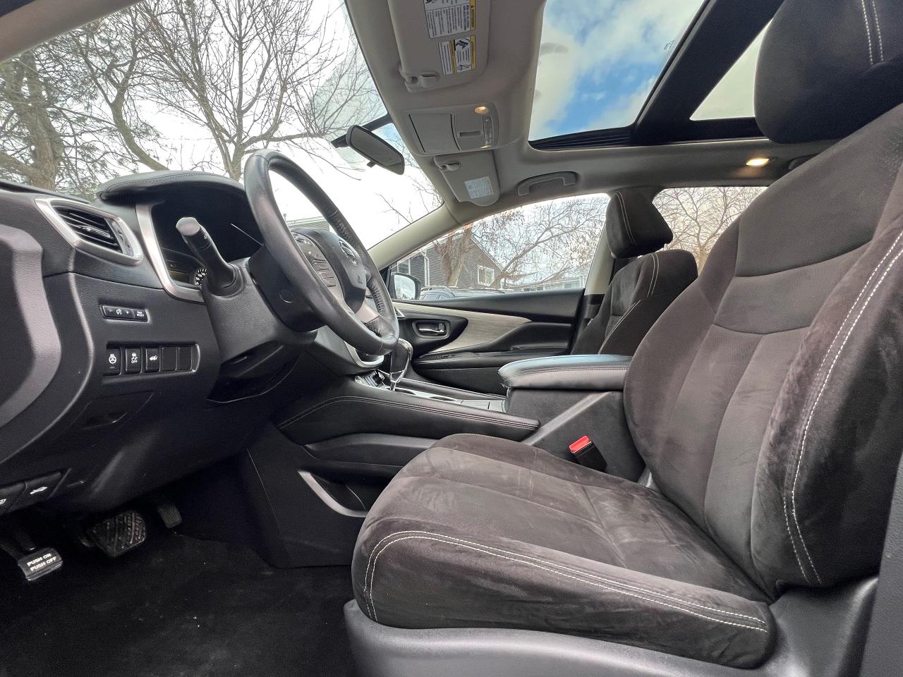 2017 Nissan Murano SV-NAV-SUNROOF-BACK CAM-HEATED SEATS & MORE! Photo