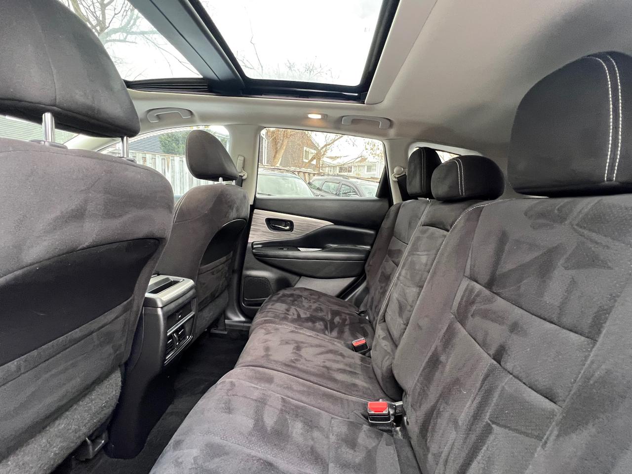 2017 Nissan Murano SV-NAV-SUNROOF-BACK CAM-HEATED SEATS & MORE! Photo