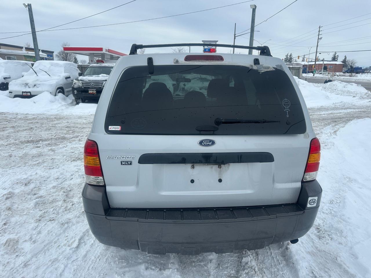 2005 Ford Escape XLT, V6, GREAT SHAPE, ONLY 187KMS, AS IS SPECIAL Photo3
