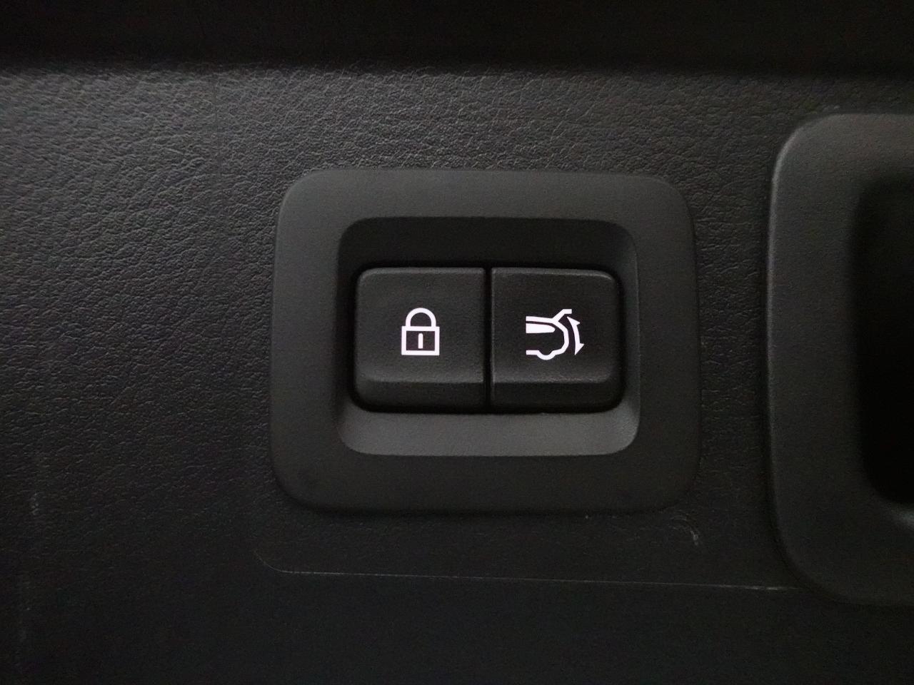 2023 Mazda CX-50 GS-L | AWD | Sunroof | ACC | BSM | CarPlay Photo