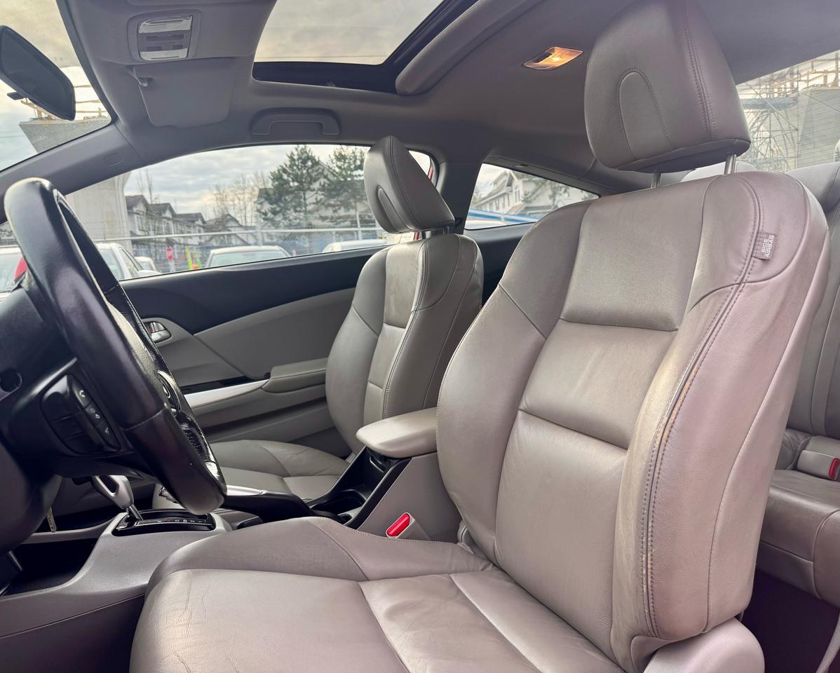 2012 Honda Civic FINANCING AVAILABLE Photo9