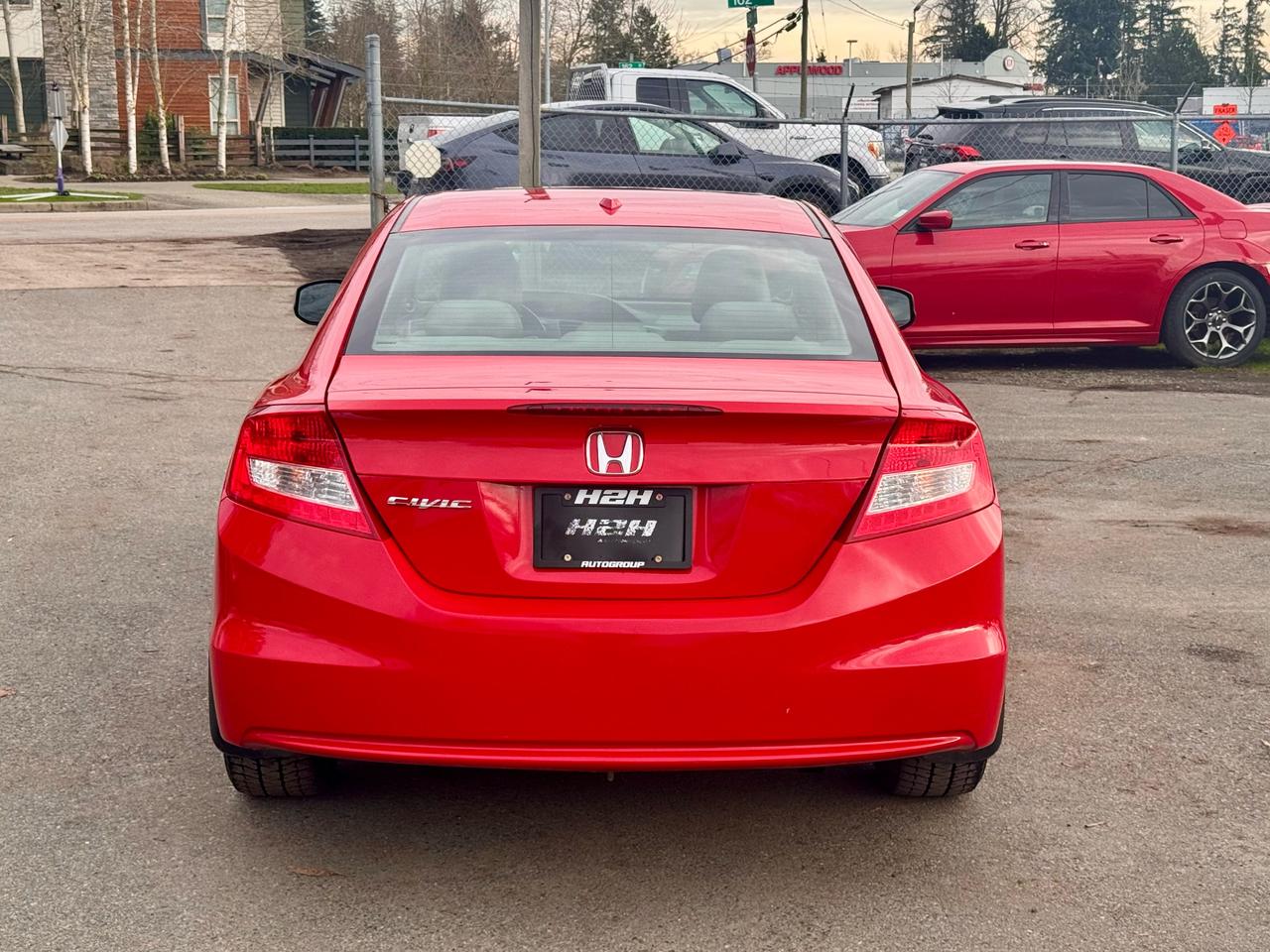 2012 Honda Civic FINANCING AVAILABLE Photo5