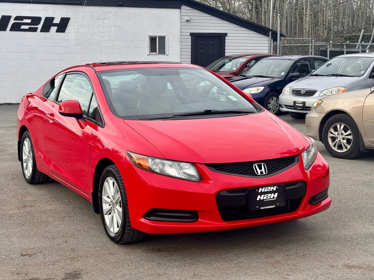 2012 Honda Civic FINANCING AVAILABLE Photo3