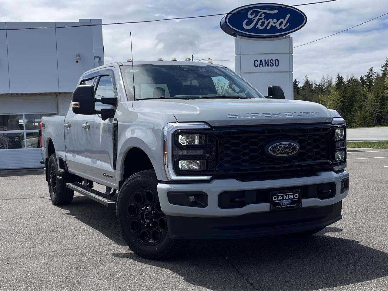 2026 Ford F-350 Super Duty SRW XLT 4WD CREW CAB 6.75' BOX Photo0