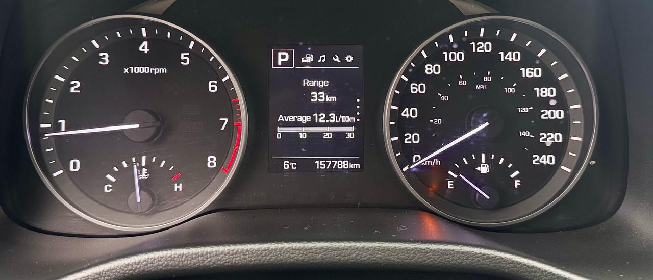 2018 Hyundai Elantra FINANCING AVAILABLE Photo11