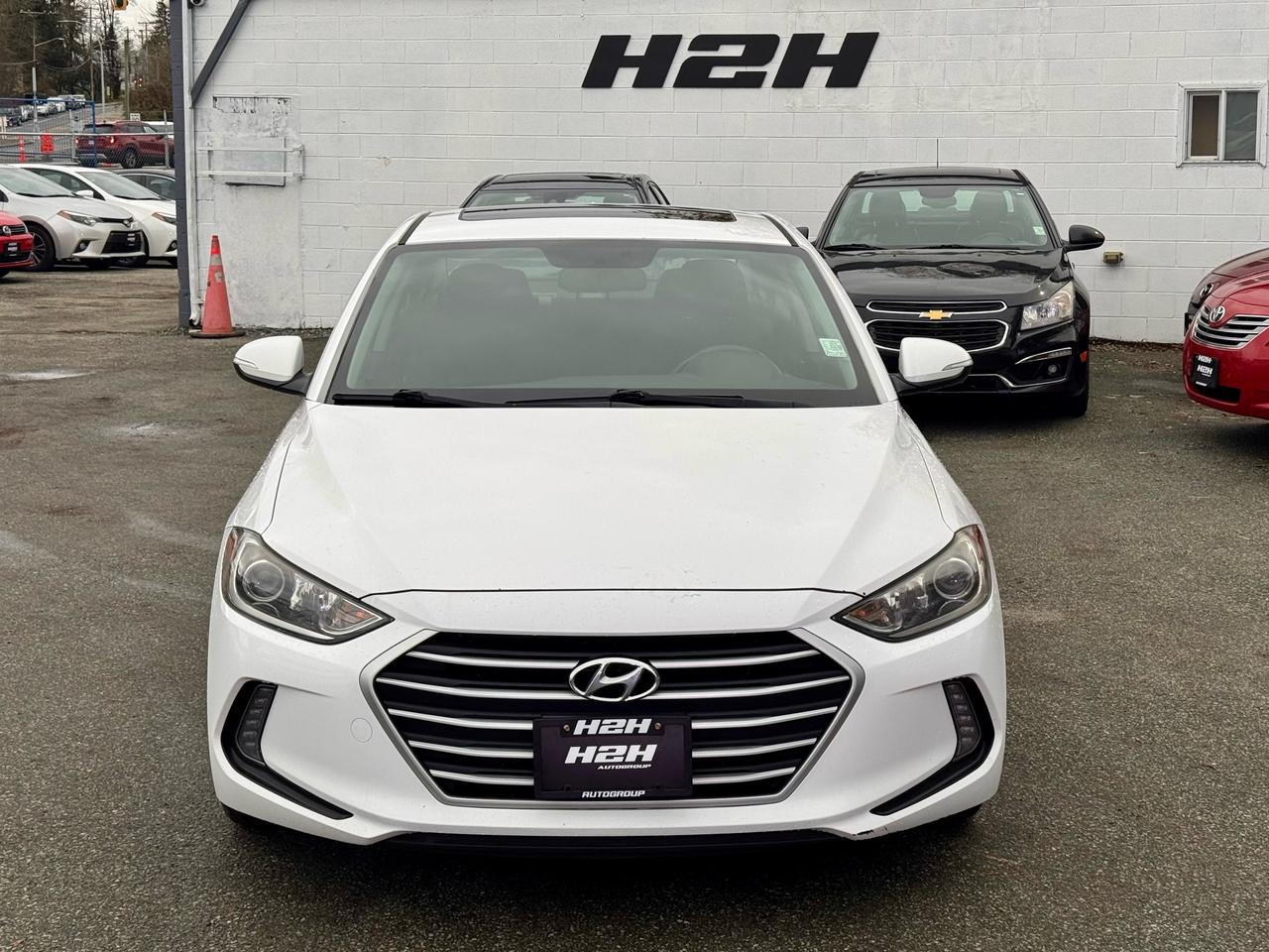 2018 Hyundai Elantra FINANCING AVAILABLE Photo2
