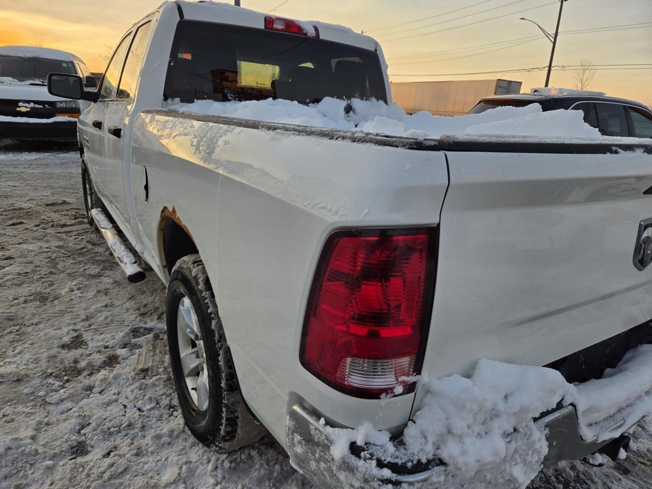2013 RAM 1500 ST 4X4, V6, CREW CAB, OVERHEATS, AS IS SPECIAL Photo2