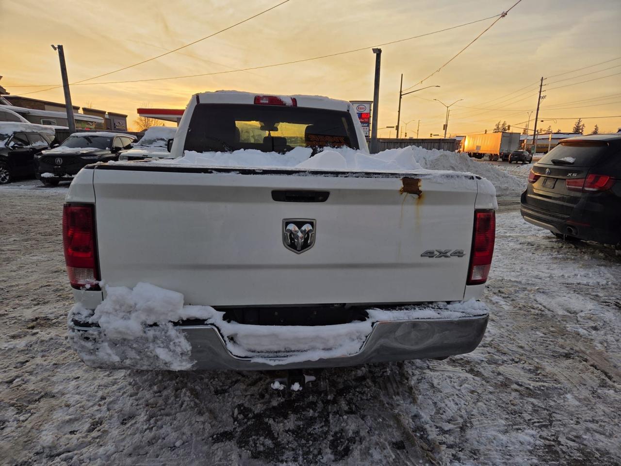 2013 RAM 1500 ST 4X4, V6, CREW CAB, OVERHEATS, AS IS SPECIAL Photo