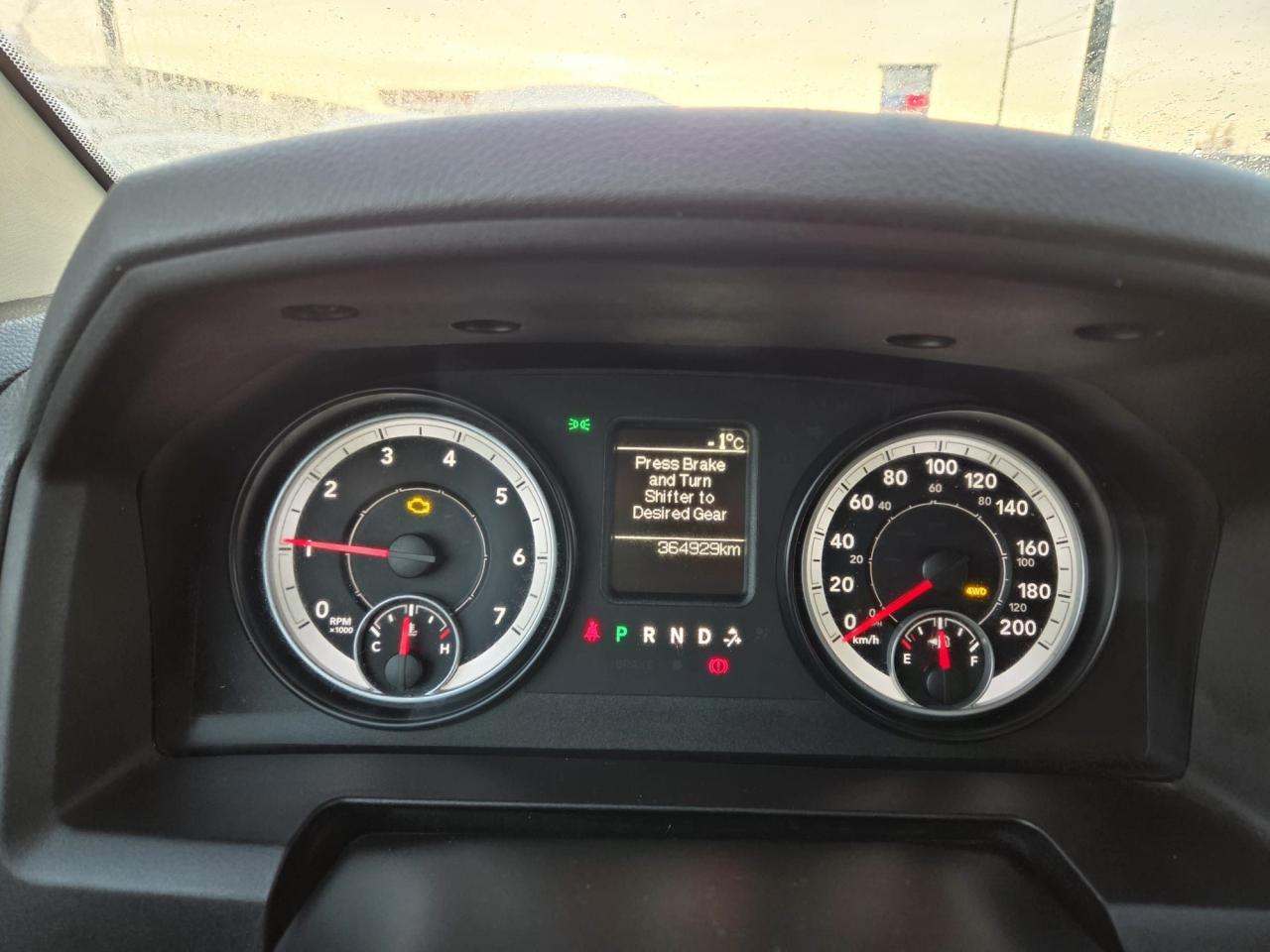 2013 RAM 1500 ST 4X4, V6, CREW CAB, OVERHEATS, AS IS SPECIAL Photo