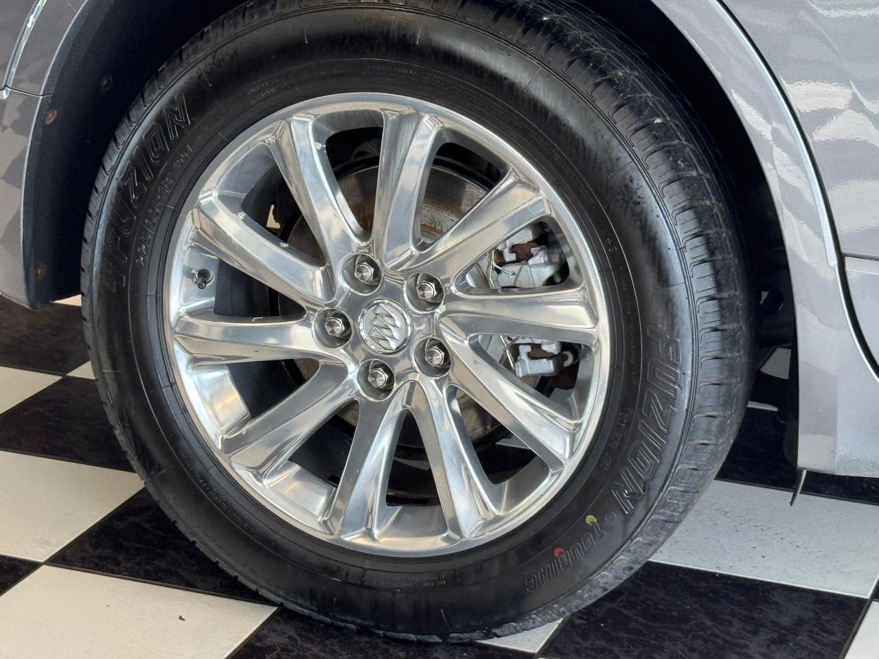 2019 Buick Envision AWD Essence+Roof+Leather+ApplePlay+CLEAN CARFAX Photo