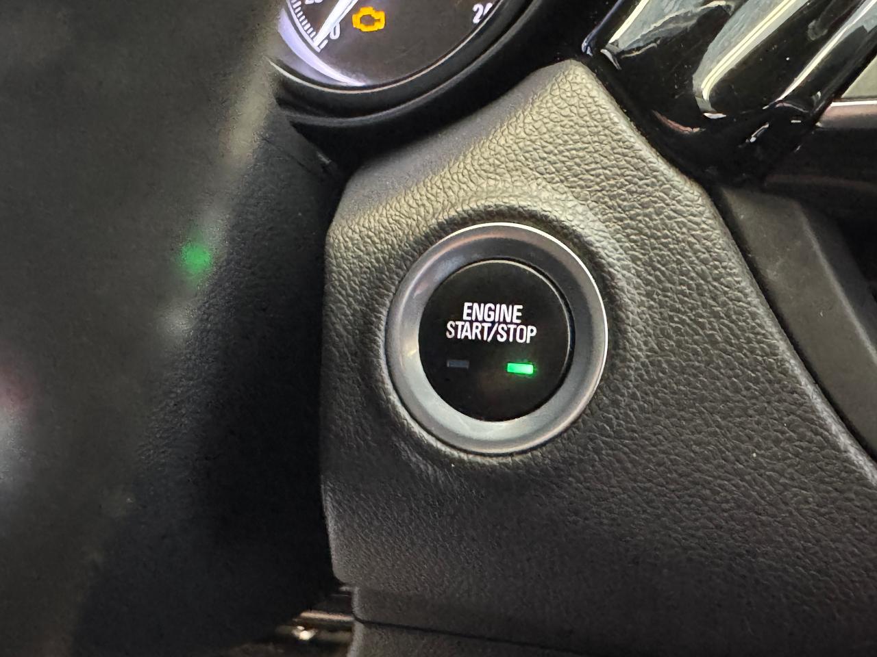 2019 Buick Envision AWD Essence+Roof+Leather+ApplePlay+CLEAN CARFAX Photo