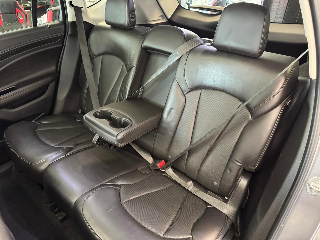 2019 Buick Envision AWD Essence+Roof+Leather+ApplePlay+CLEAN CARFAX Photo