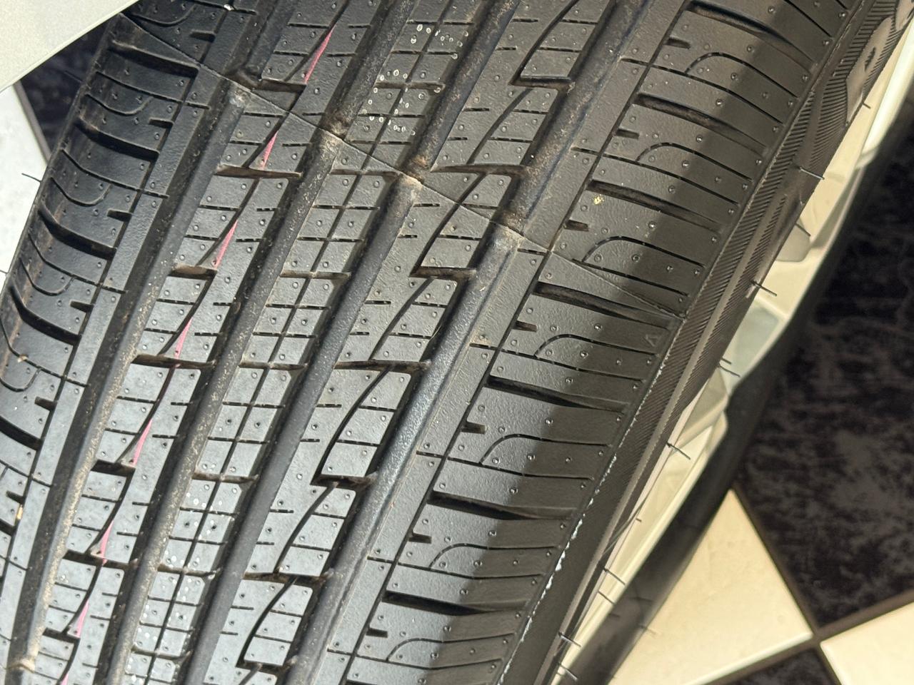 2022 Chevrolet Equinox AWD LT+New Tires+ApplePlay+CLEAN CARFAX Photo2