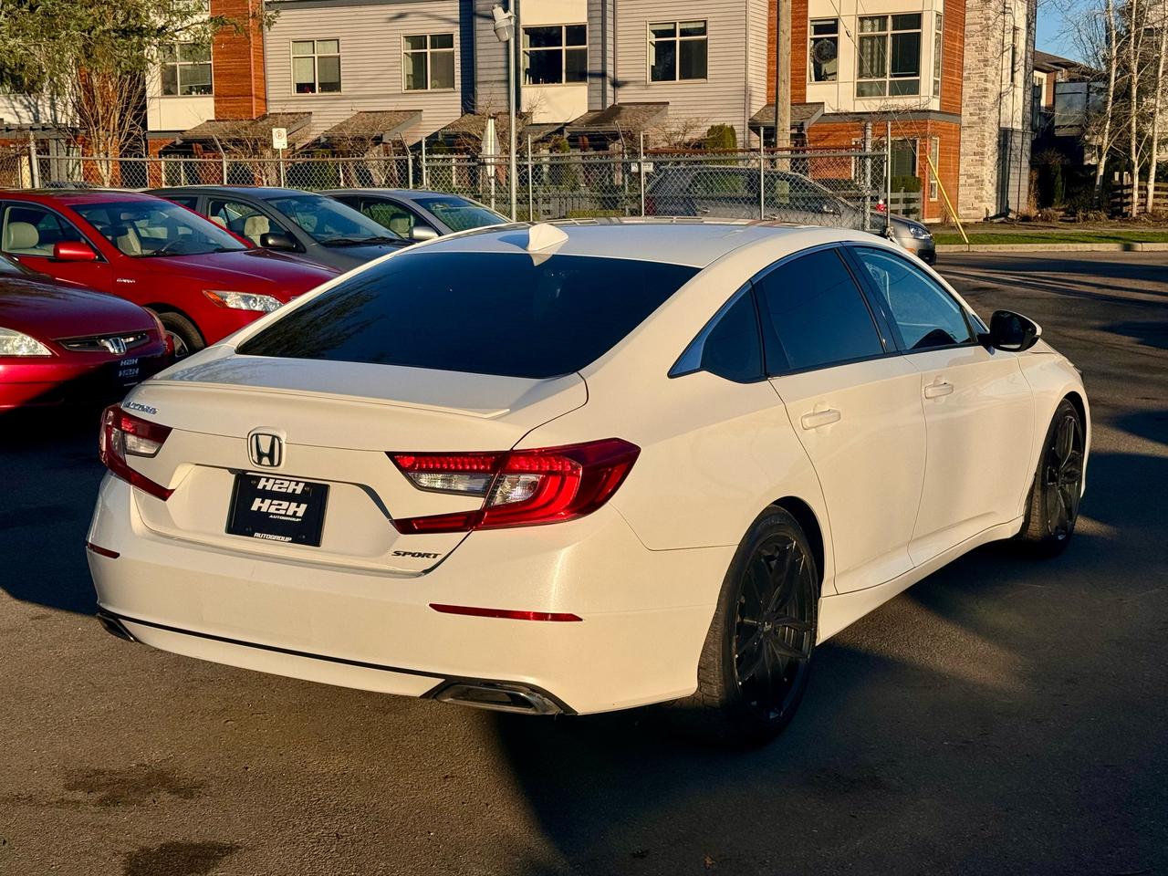 2018 Honda Accord FINANCING AVAILABLE Photo5