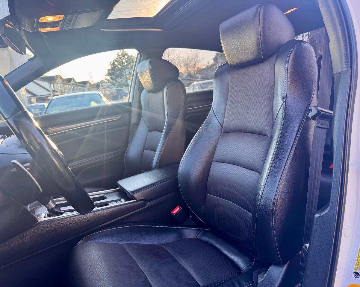 2018 Honda Accord FINANCING AVAILABLE Photo9