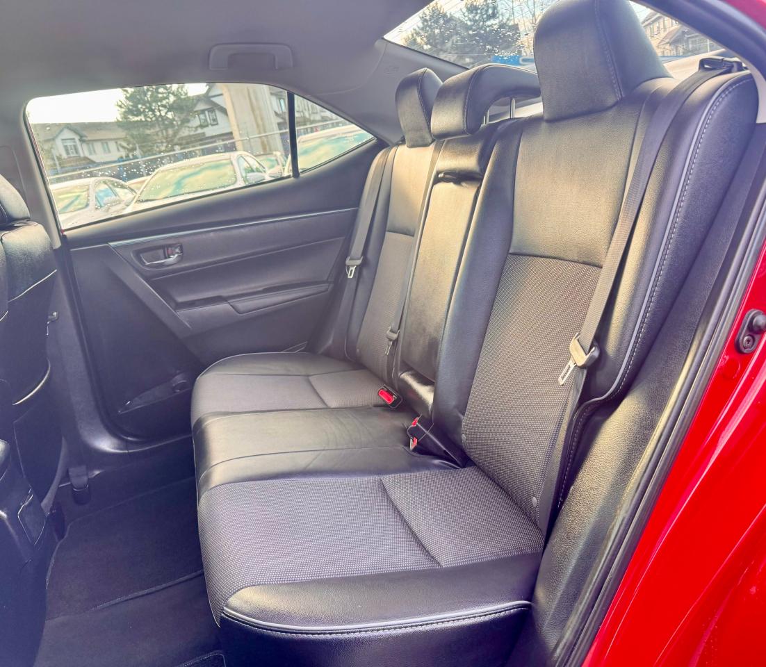 2016 Toyota Corolla FINANCING AVAILABLE Photo14