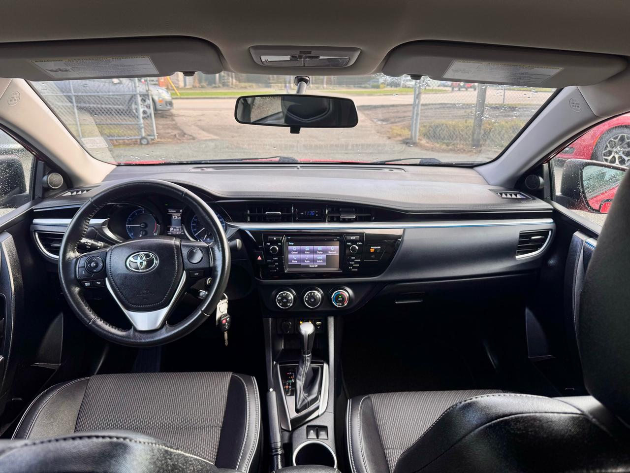 2016 Toyota Corolla FINANCING AVAILABLE Photo10