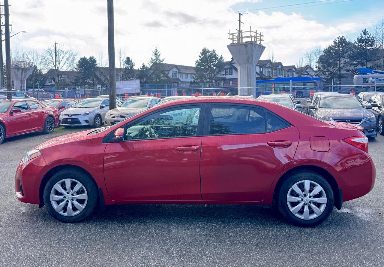 2016 Toyota Corolla FINANCING AVAILABLE Photo8