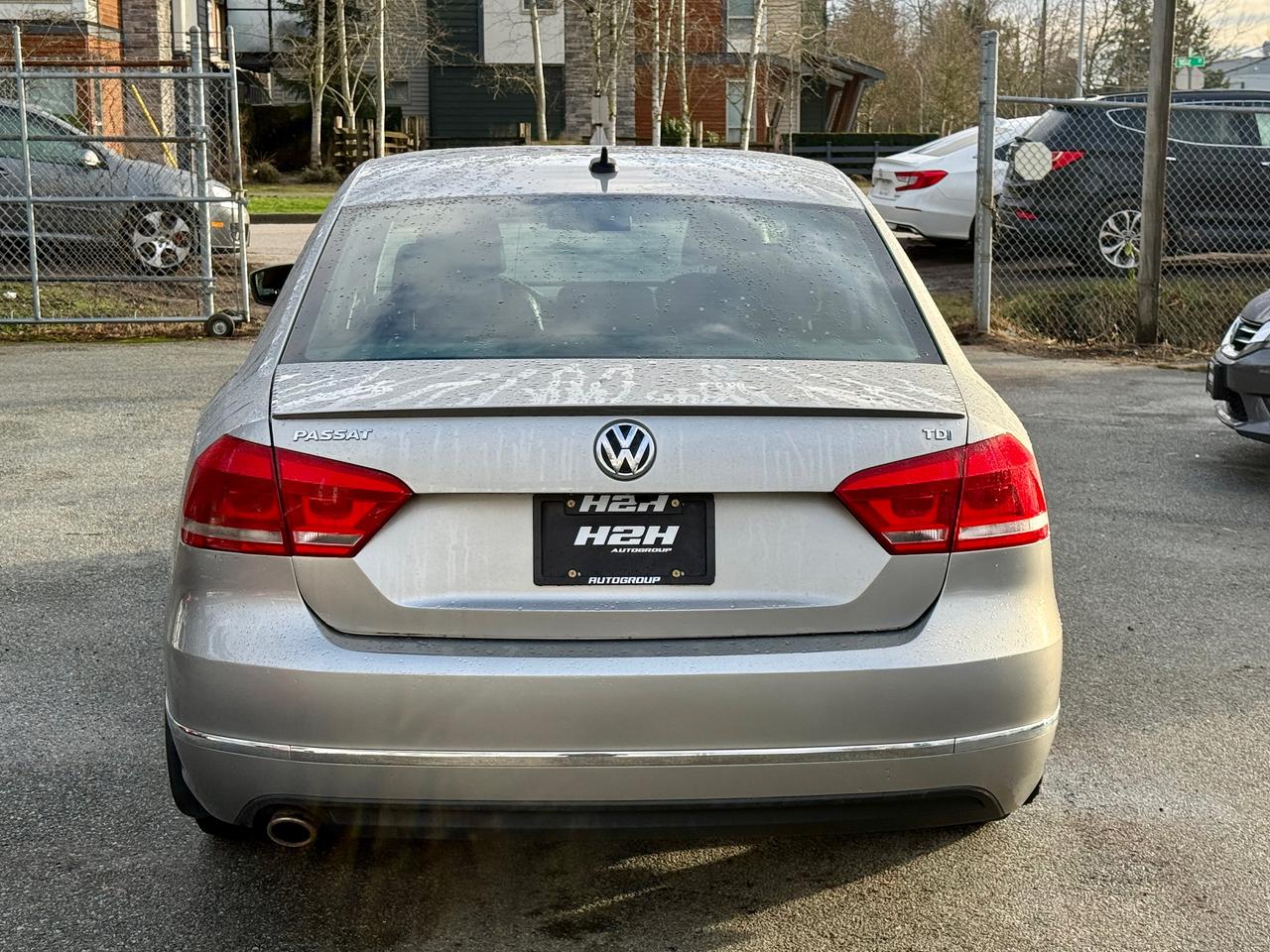 2013 Volkswagen Passat FINANCING AVAILABLE Photo6