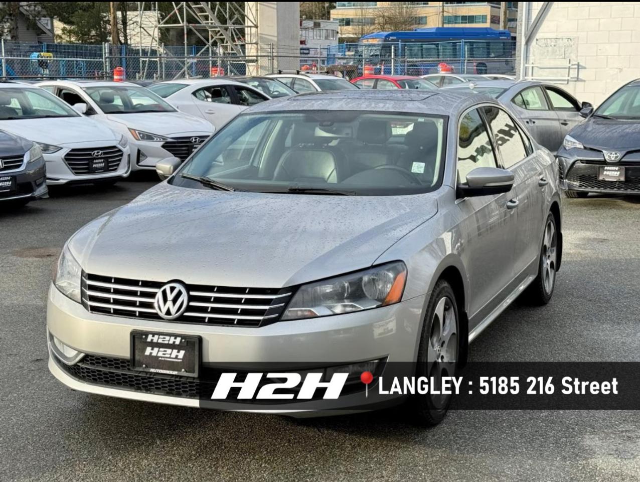 2013 Volkswagen Passat FINANCING AVAILABLE Photo1